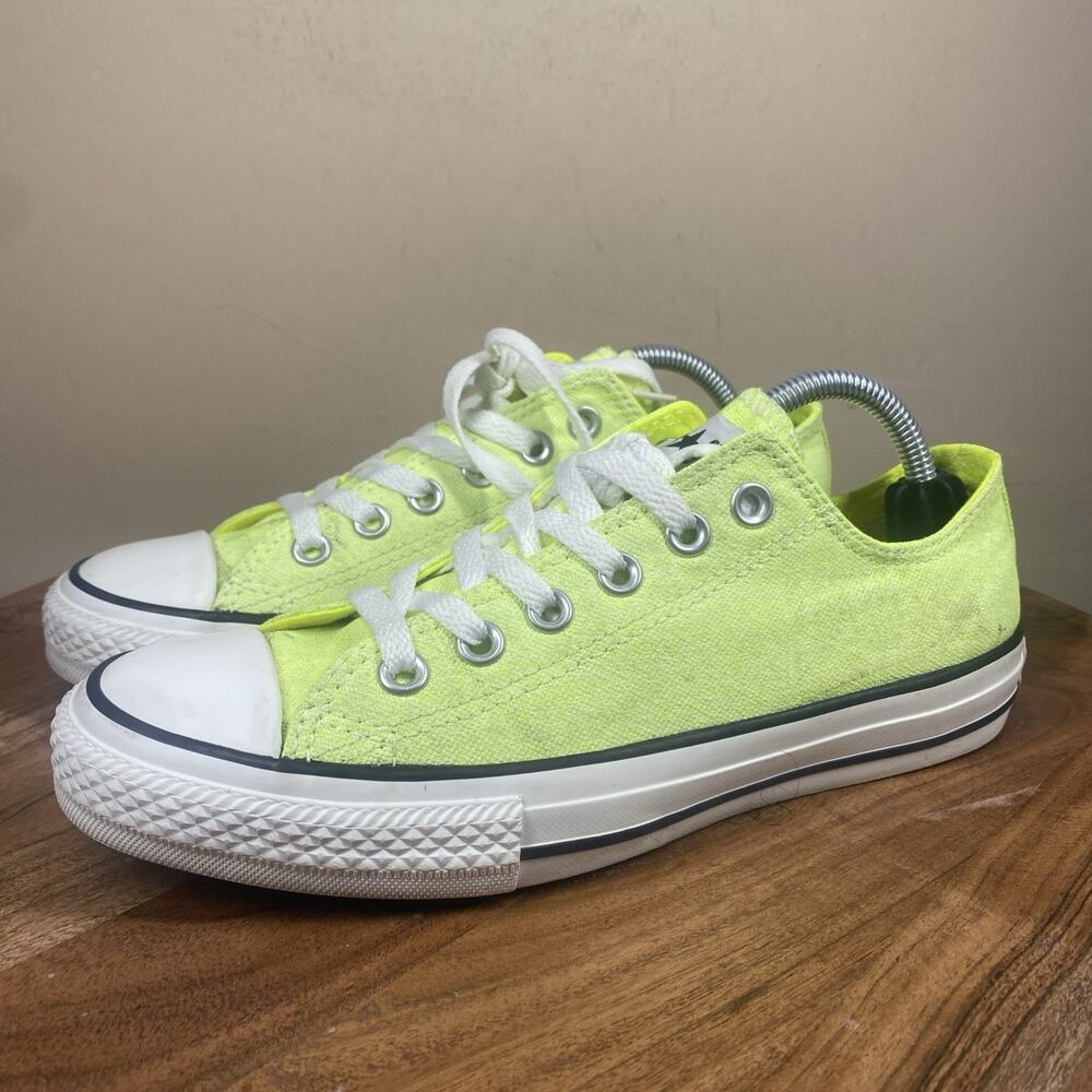 Converse Chuck Taylor All Star Womens Neon Green Size 7 Low Top Shoes Sneakers - Picture 2 of 10